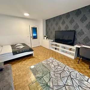 https://clara-ljubljana-apartment.hotels-in-ljubljana.com